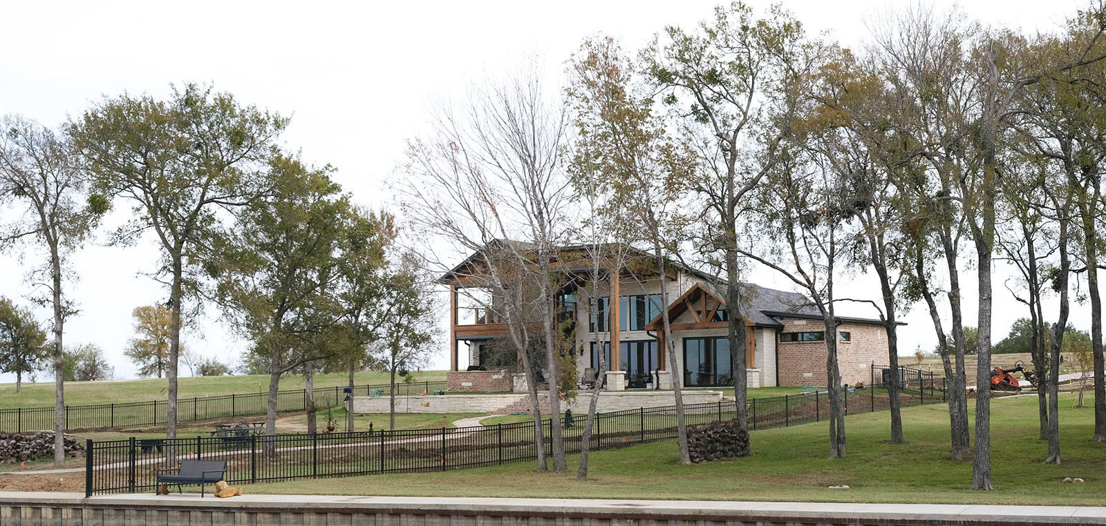Charming home in Sandy Cove Ranch on Richland Chambers Reservoir.